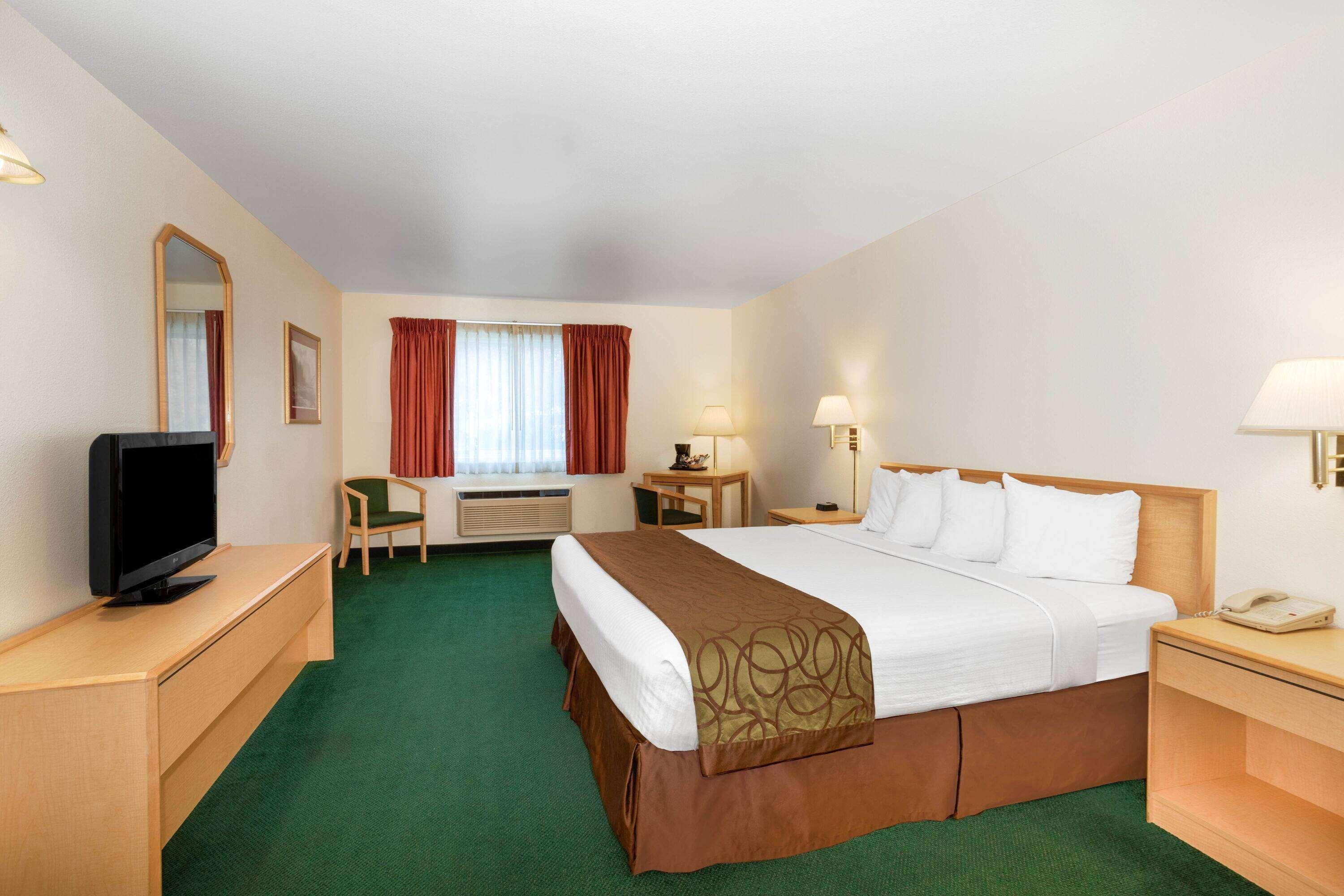 Inn At Lander, Travelodge By Wyndham Bagian luar foto