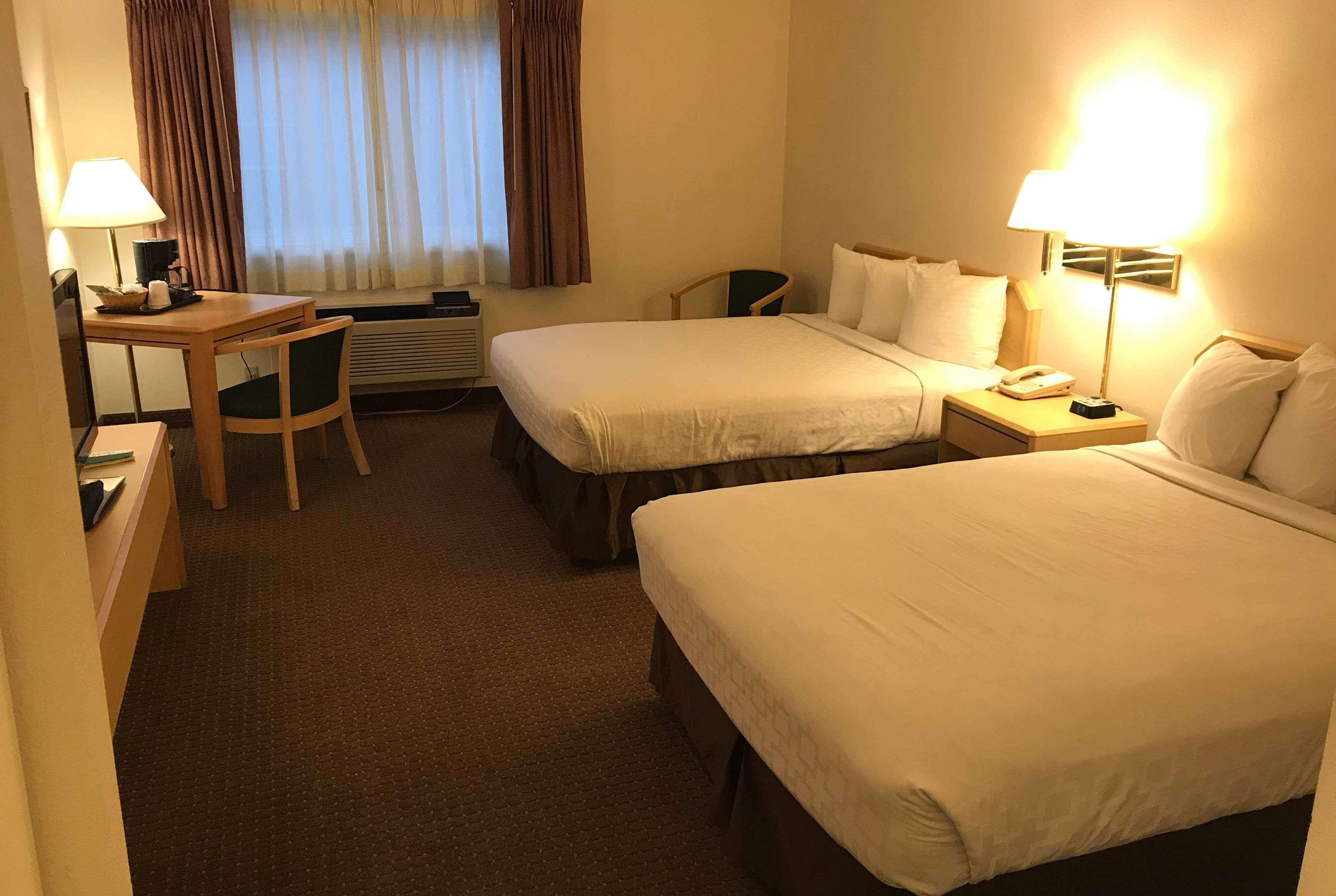 Inn At Lander, Travelodge By Wyndham Bagian luar foto