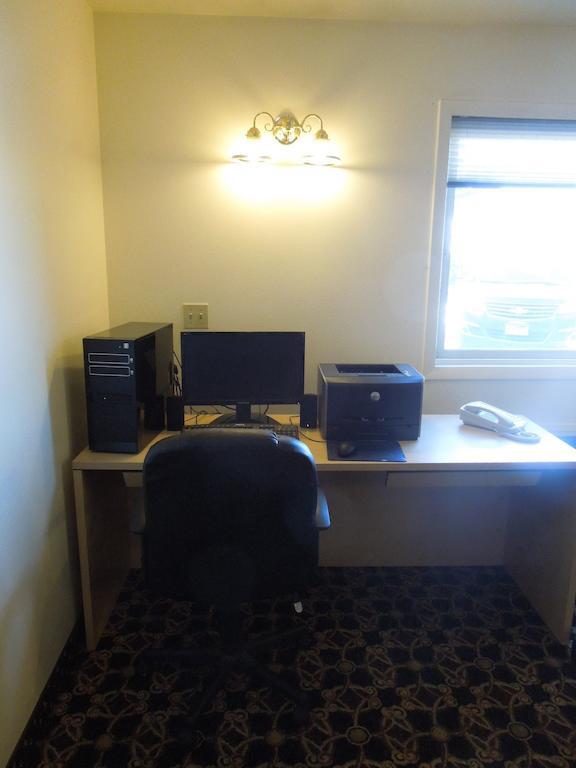 Inn At Lander, Travelodge By Wyndham Bagian luar foto