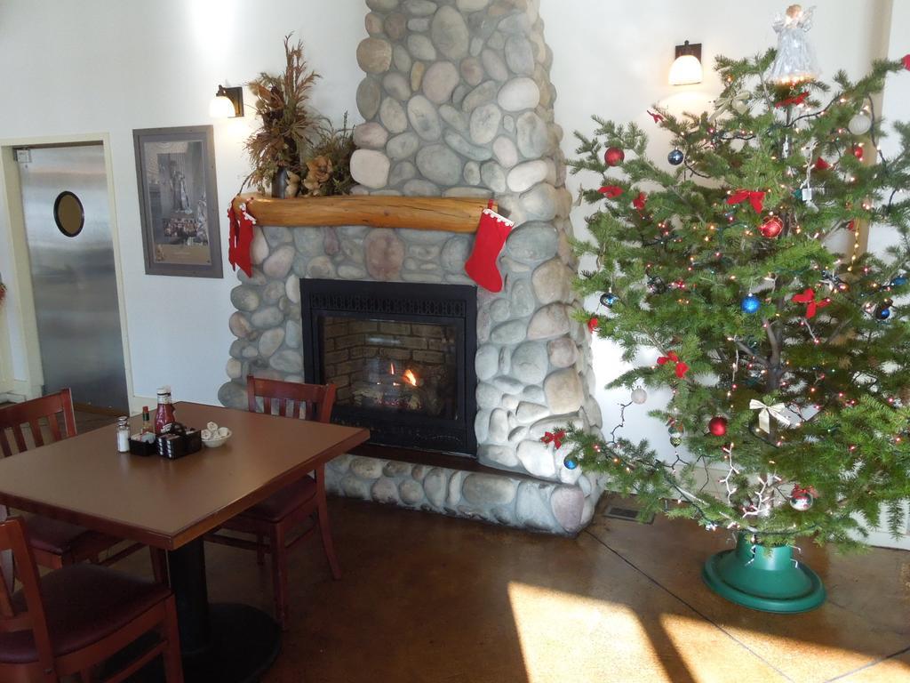 Inn At Lander, Travelodge By Wyndham Bagian luar foto